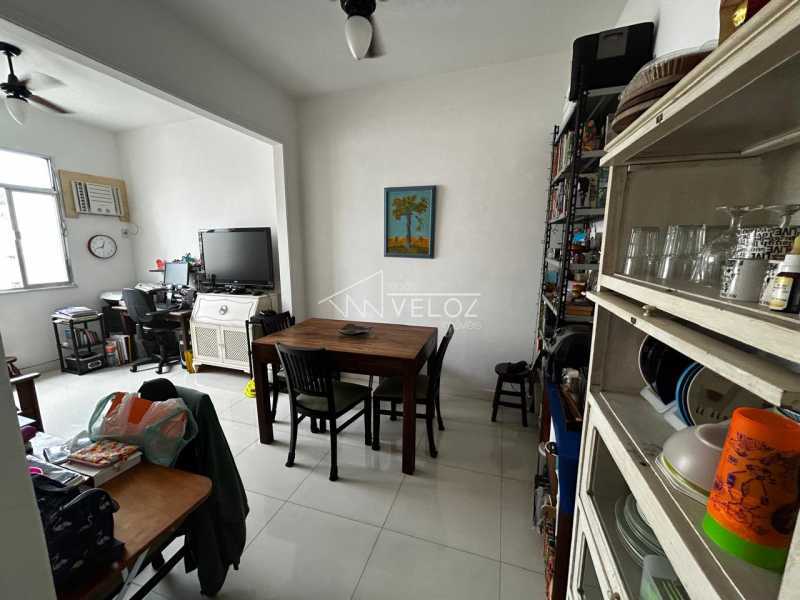 Apartamento à venda com 2 quartos, 56m² - Foto 18