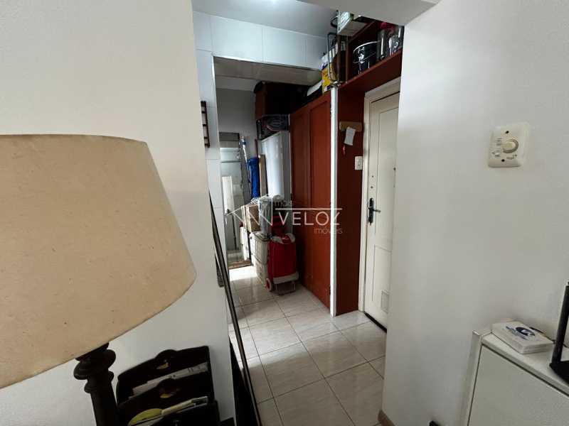 Apartamento à venda com 1 quarto, 47m² - Foto 20