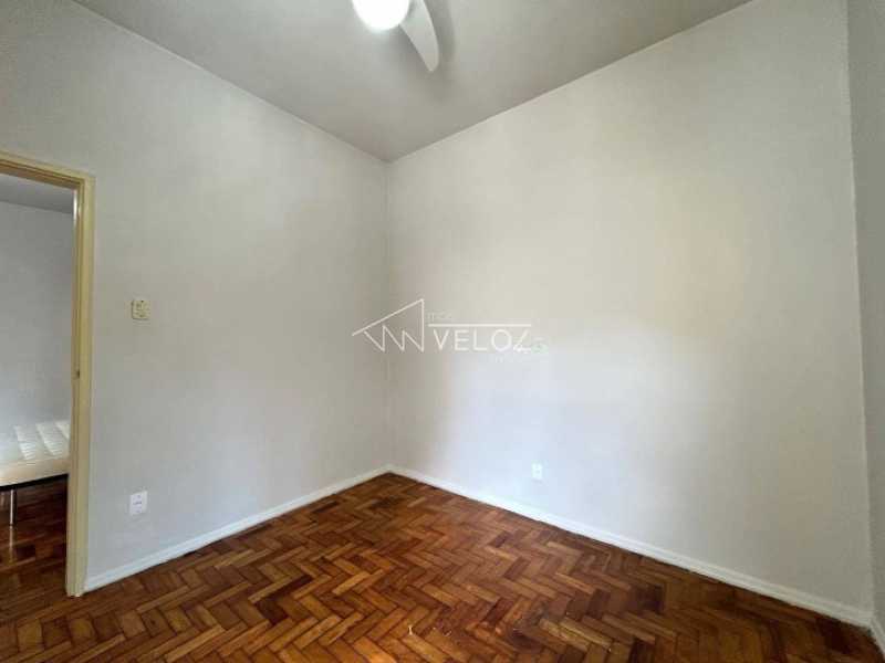 Apartamento à venda com 2 quartos, 72m² - Foto 6