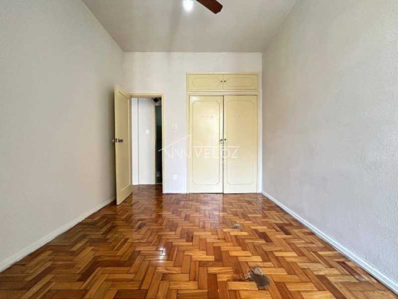 Apartamento à venda com 2 quartos, 72m² - Foto 11