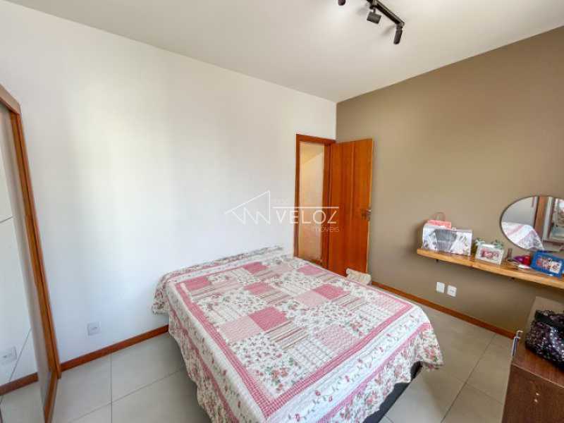 Apartamento à venda com 3 quartos, 130m² - Foto 15