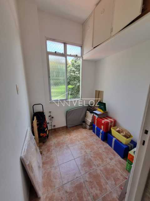 Apartamento à venda com 2 quartos, 67m² - Foto 2