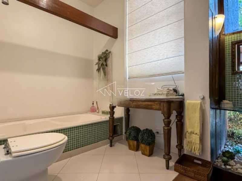 Cobertura à venda com 4 quartos, 247m² - Foto 6