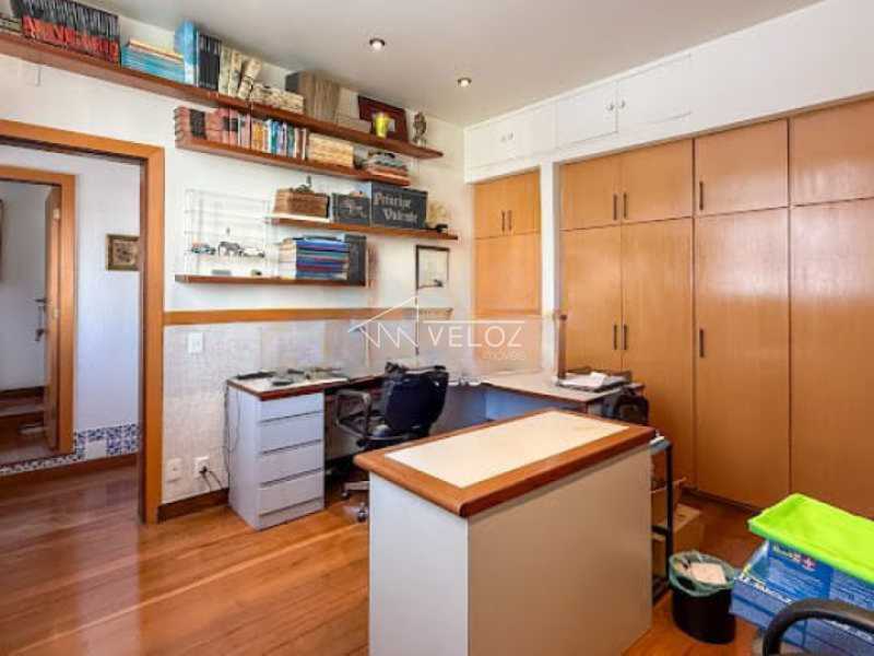 Cobertura à venda com 4 quartos, 247m² - Foto 10