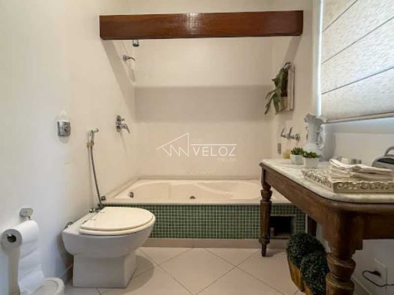 Cobertura à venda com 4 quartos, 247m² - Foto 16