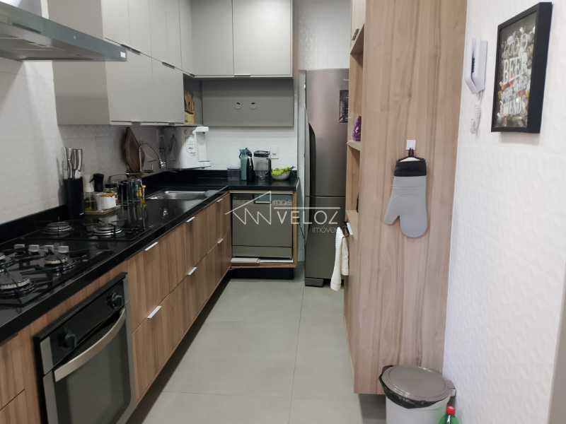 Apartamento à venda com 3 quartos, 132m² - Foto 15