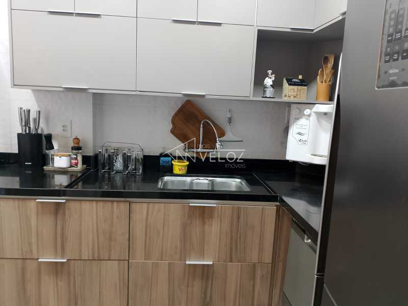 Apartamento à venda com 3 quartos, 132m² - Foto 18