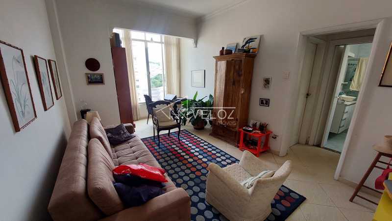 Apartamento à venda com 1 quarto, 57m² - Foto 1