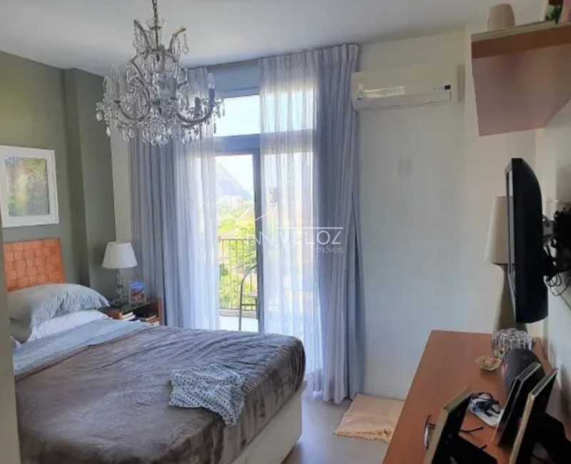 Apartamento à venda com 2 quartos, 89m² - Foto 9