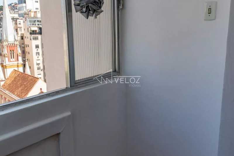 Apartamento à venda com 1 quarto, 36m² - Foto 11