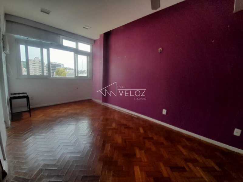 Apartamento à venda com 1 quarto, 27m² - Foto 14