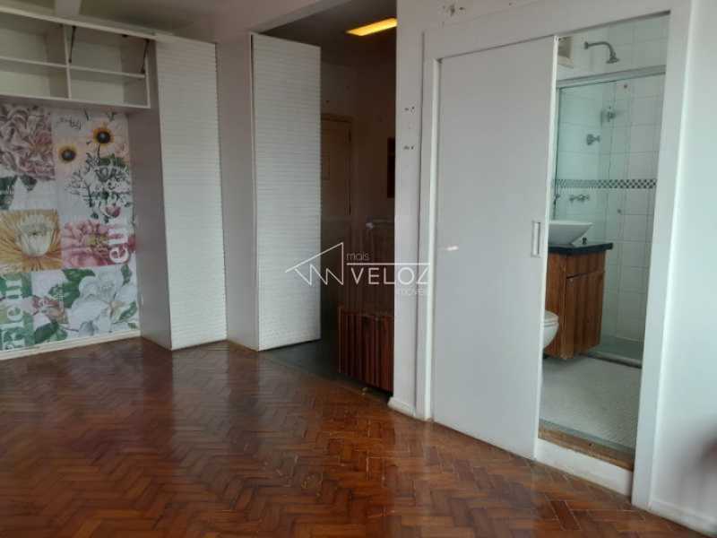 Apartamento à venda com 1 quarto, 27m² - Foto 18