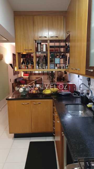 Apartamento à venda com 2 quartos, 56m² - Foto 14