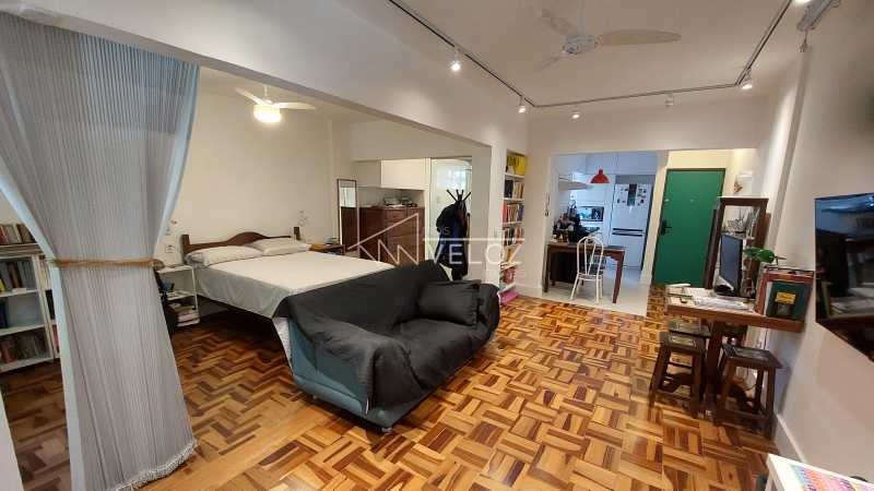 Apartamento à venda com 1 quarto, 56m² - Foto 1