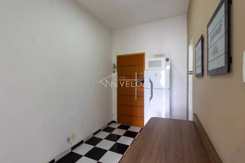 Apartamento à venda com 1 quarto, 46m² - Foto 2