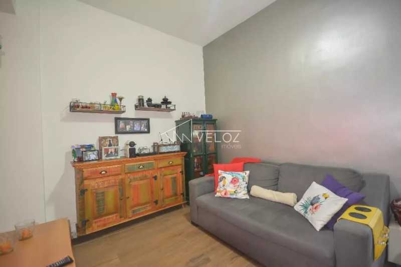 Apartamento à venda com 1 quarto, 42m² - Foto 1