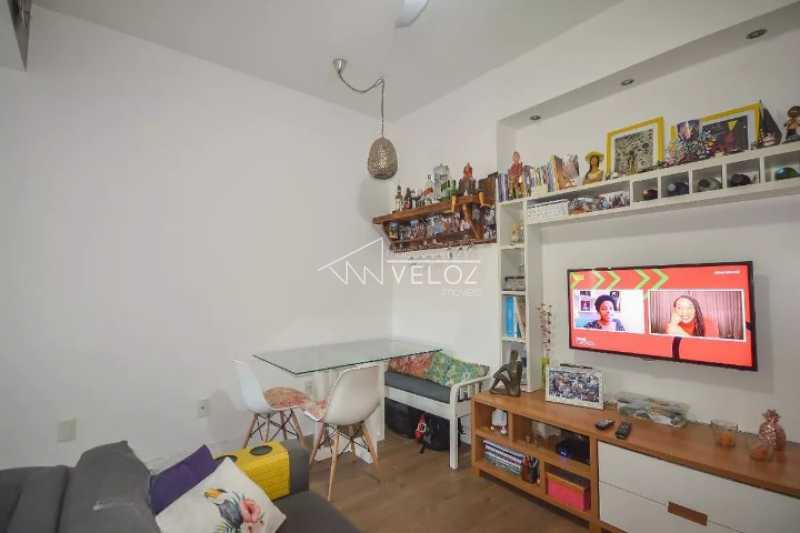 Apartamento à venda com 1 quarto, 42m² - Foto 3