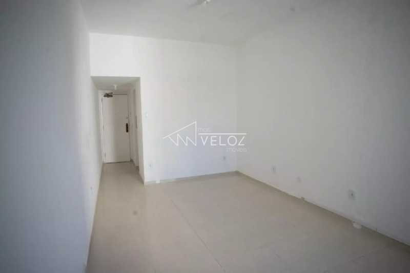 Apartamento à venda com 1 quarto, 32m² - Foto 1