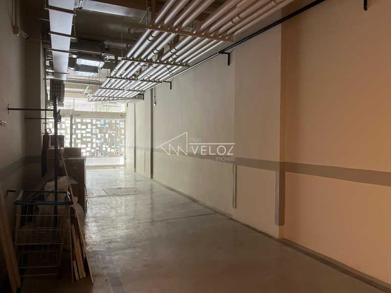 Apartamento à venda com 1 quarto, 41m² - Foto 20