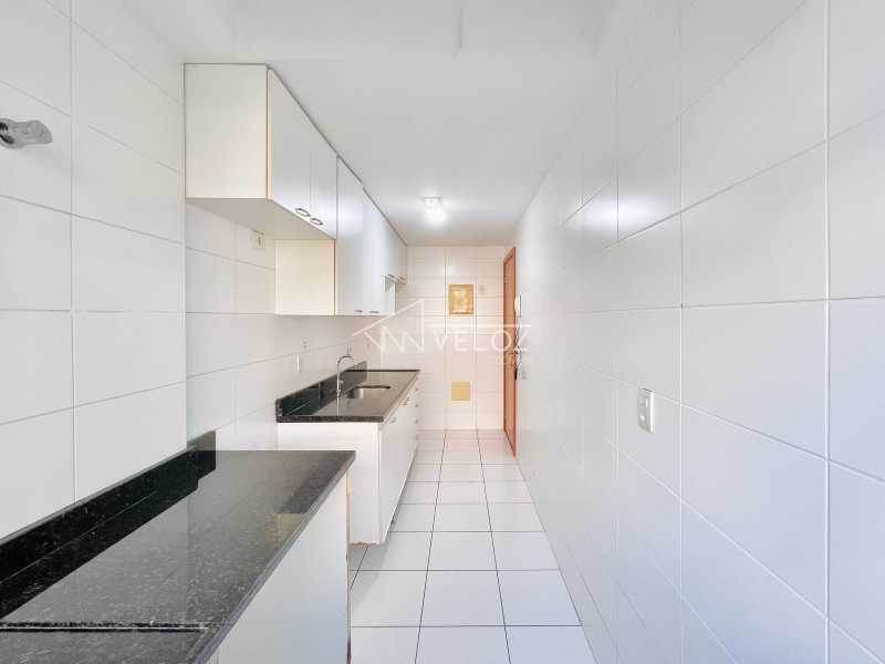 Apartamento à venda com 2 quartos, 68m² - Foto 18