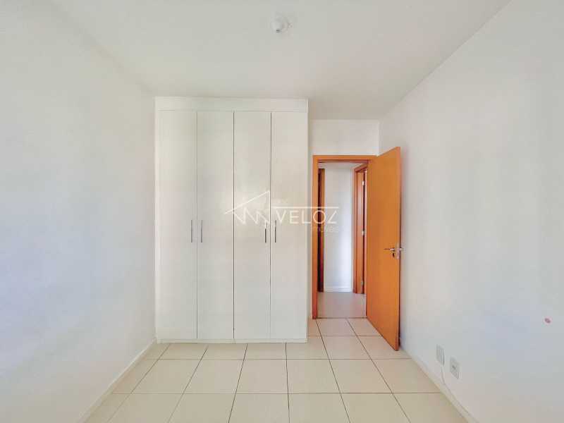 Apartamento à venda com 2 quartos, 68m² - Foto 27