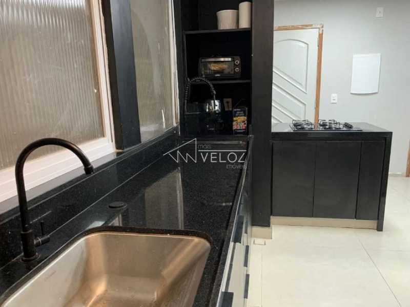 Apartamento à venda com 2 quartos, 70m² - Foto 17