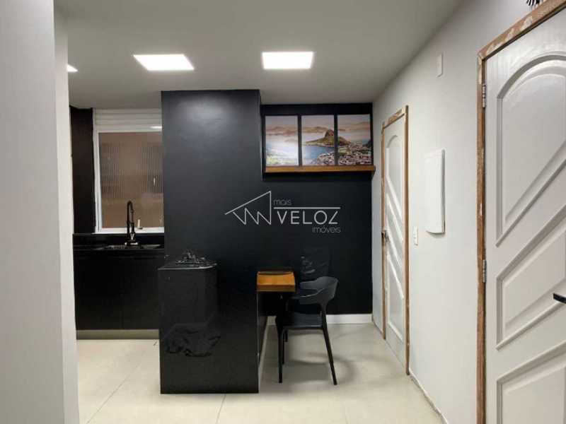 Apartamento à venda com 2 quartos, 70m² - Foto 18