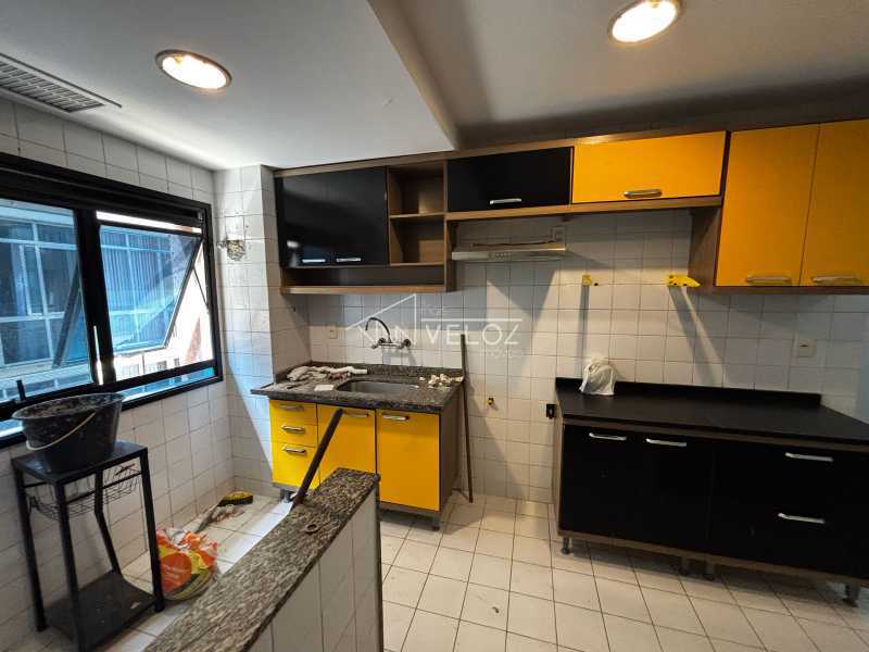 Apartamento à venda com 2 quartos, 82m² - Foto 10