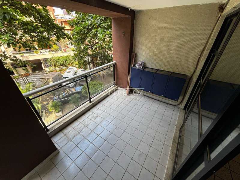 Apartamento à venda com 2 quartos, 82m² - Foto 12