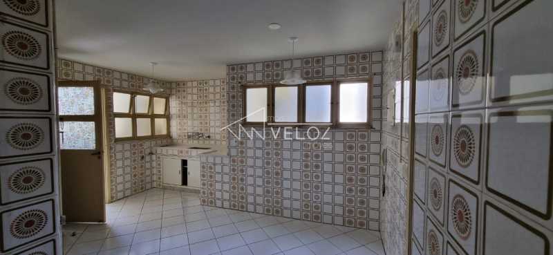 Apartamento à venda com 3 quartos, 130m² - Foto 6