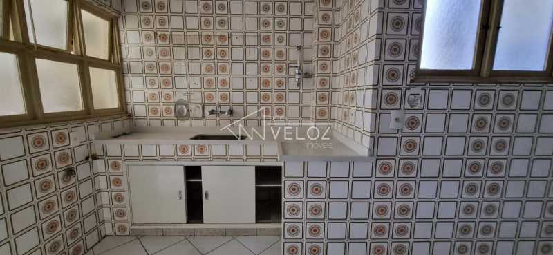 Apartamento à venda com 3 quartos, 130m² - Foto 16