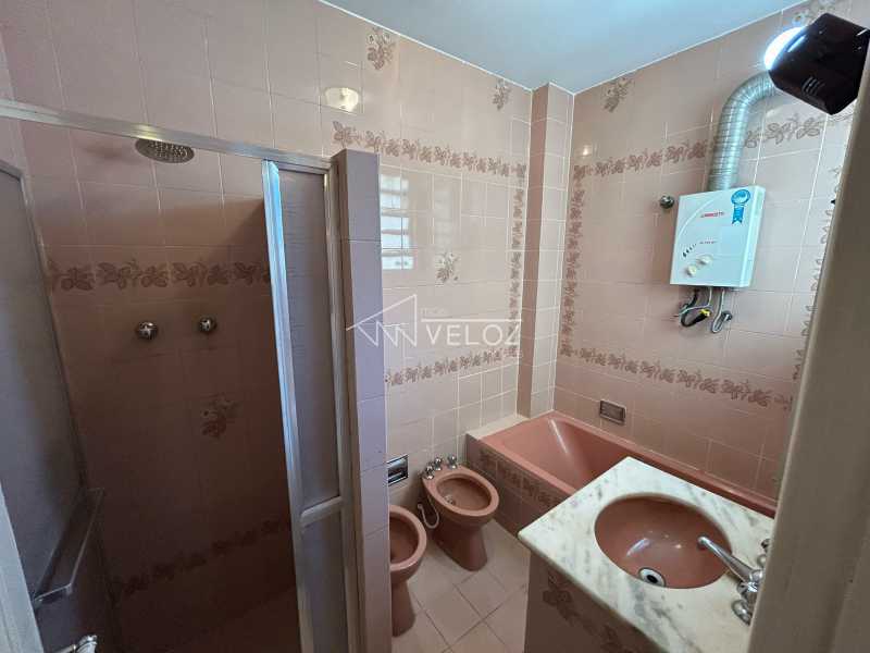 Apartamento à venda com 2 quartos, 70m² - Foto 13