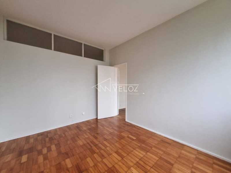 Apartamento à venda com 4 quartos, 146m² - Foto 12