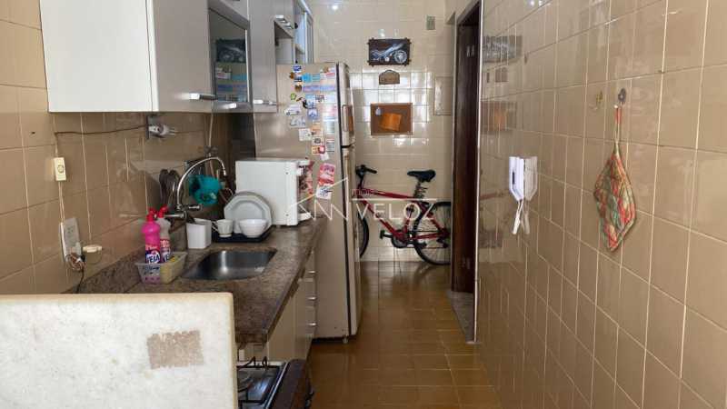 Apartamento à venda com 2 quartos, 78m² - Foto 12