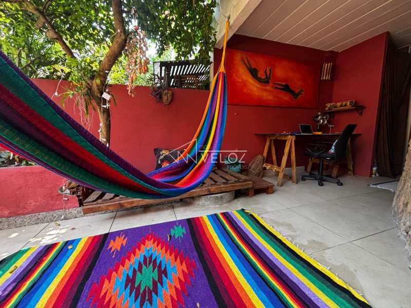 Apartamento à venda com 2 quartos, 75m² - Foto 9