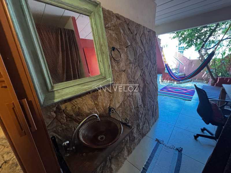 Apartamento à venda com 2 quartos, 75m² - Foto 13