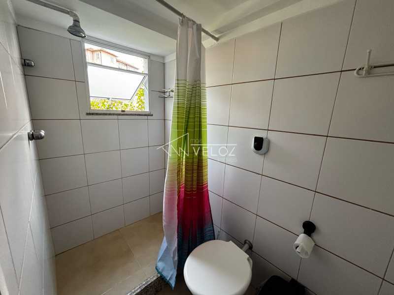 Apartamento à venda com 2 quartos, 75m² - Foto 17