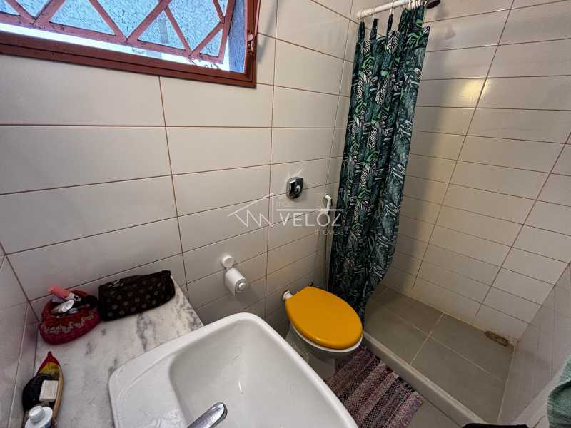 Apartamento à venda com 2 quartos, 75m² - Foto 23