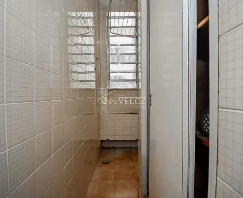 Apartamento à venda com 2 quartos, 56m² - Foto 13