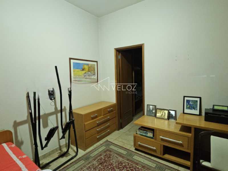 Apartamento à venda com 4 quartos, 136m² - Foto 3