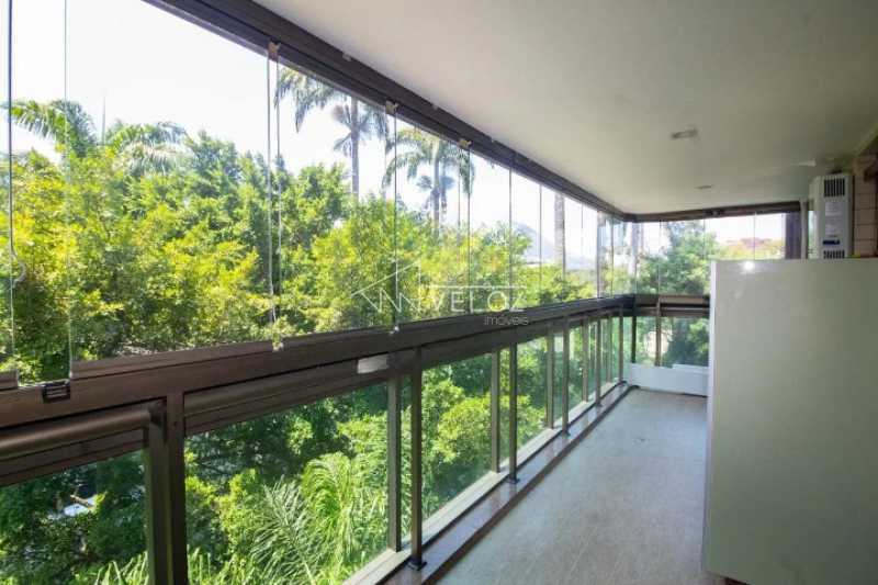Apartamento à venda com 2 quartos, 71m² - Foto 1