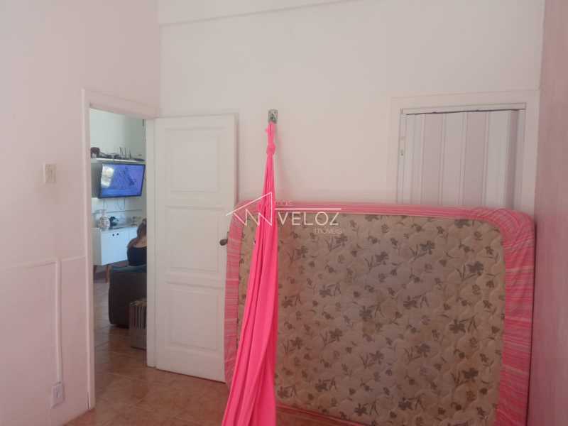 Apartamento à venda com 2 quartos, 70m² - Foto 10