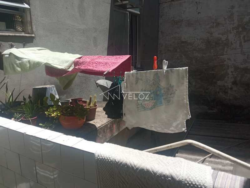 Apartamento à venda com 2 quartos, 70m² - Foto 24