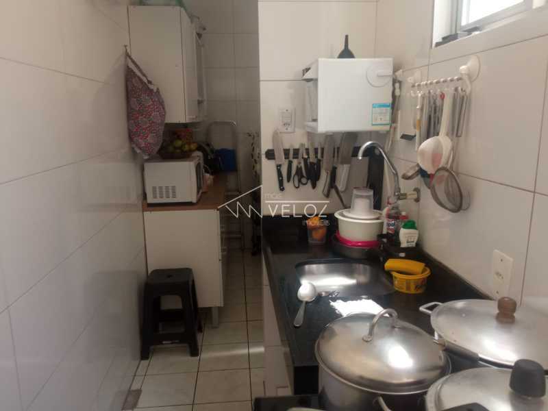 Apartamento à venda com 2 quartos, 70m² - Foto 19