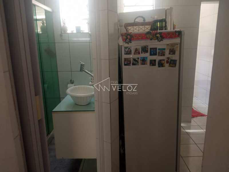 Apartamento à venda com 2 quartos, 70m² - Foto 17