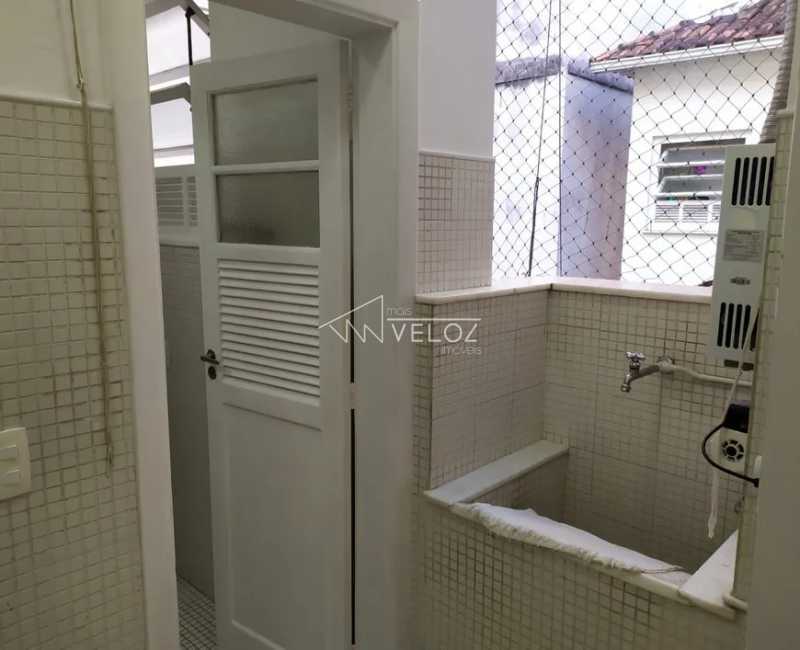 Apartamento à venda com 2 quartos, 70m² - Foto 21