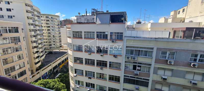 Apartamento à venda com 2 quartos, 62m² - Foto 12