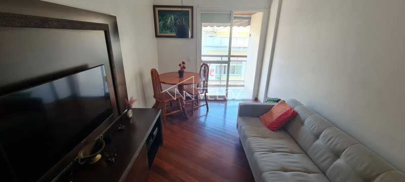 Apartamento à venda com 2 quartos, 62m² - Foto 27