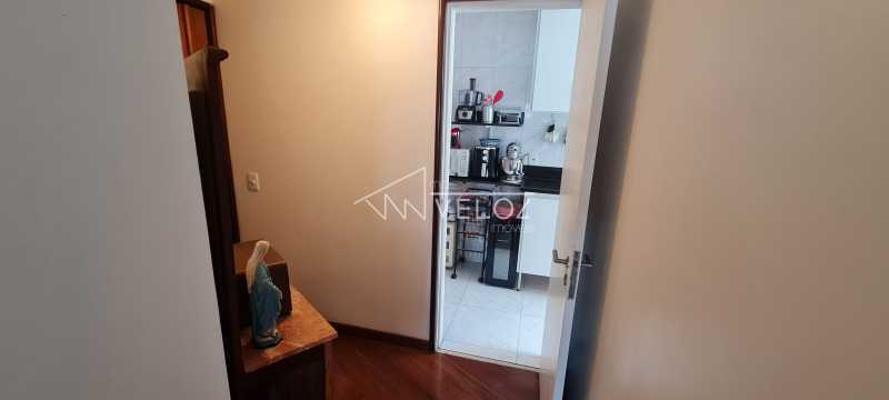 Apartamento à venda com 2 quartos, 62m² - Foto 29