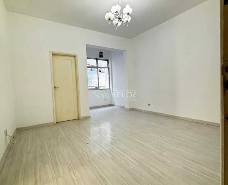 Apartamento à venda com 1 quarto, 51m² - Foto 2